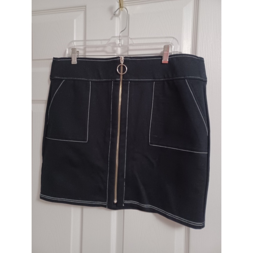 International Concepts women's skirt Size XL Black NWT FREE SHIPPING